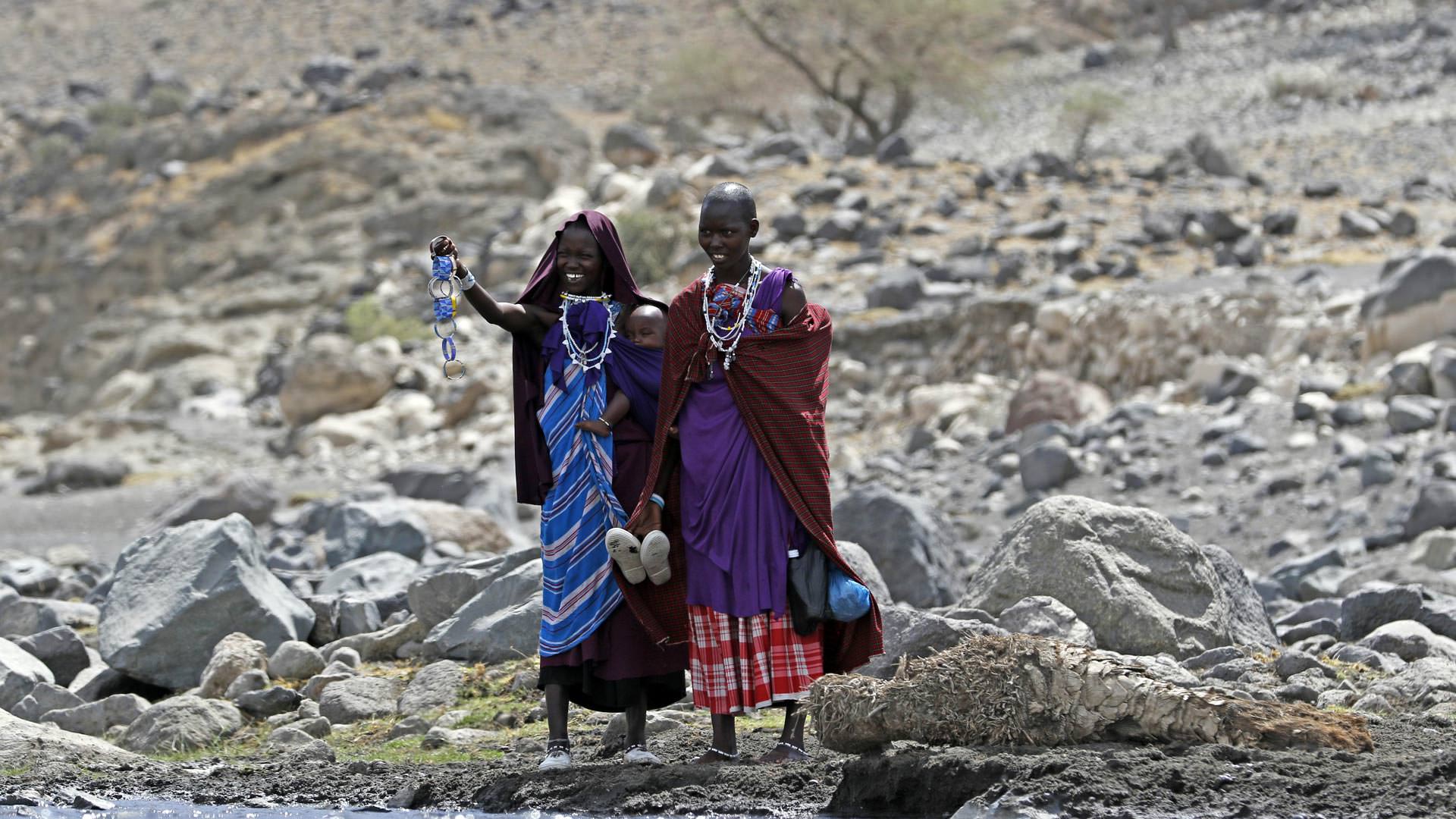 Maasai selling trinkets