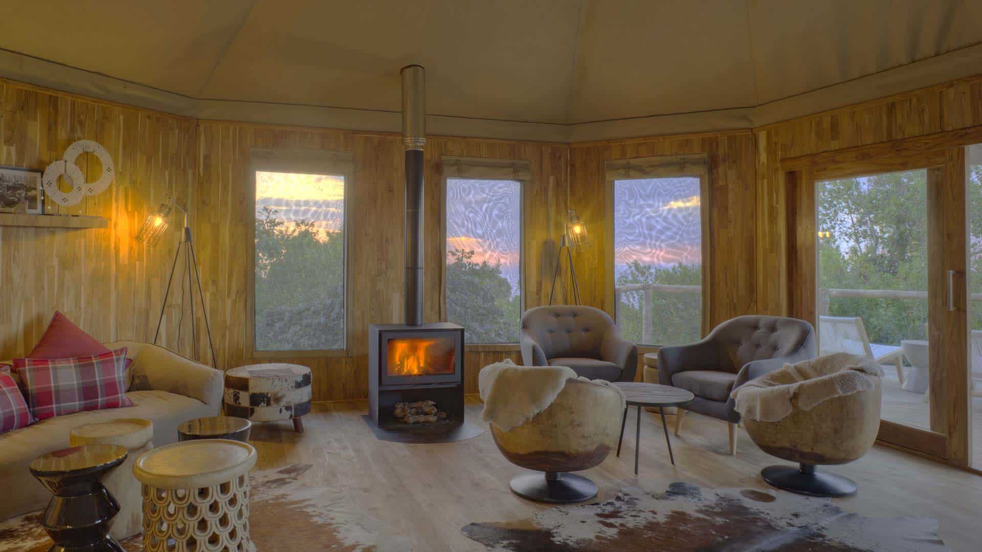 The-Highlands-whisky-bar Bar Area