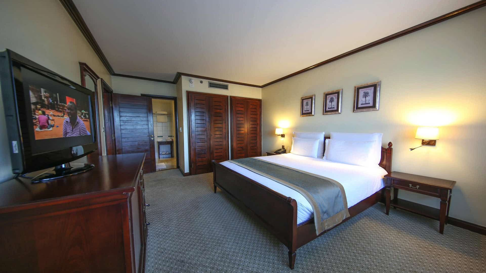 Serena Dar Es Salaam double room